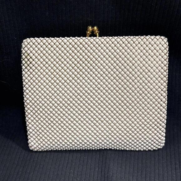 Vintage Whiting & Davis White Old Money Wedding Classy Metal Mesh Wallet Clutch - Picture 4 of 15